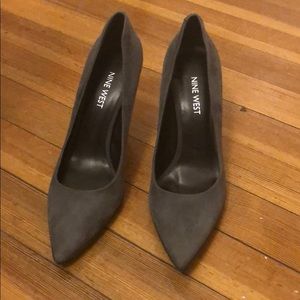 Nine West pointed heels